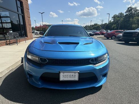 Used 2019 Dodge Charger Scat Pack w/ Dynamics Package RWD image 9