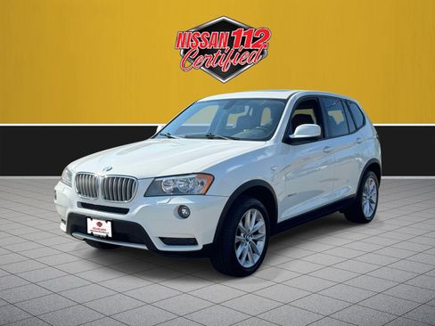 Used 2014 BMW X3 xDrive28i AWD/4WD image 2