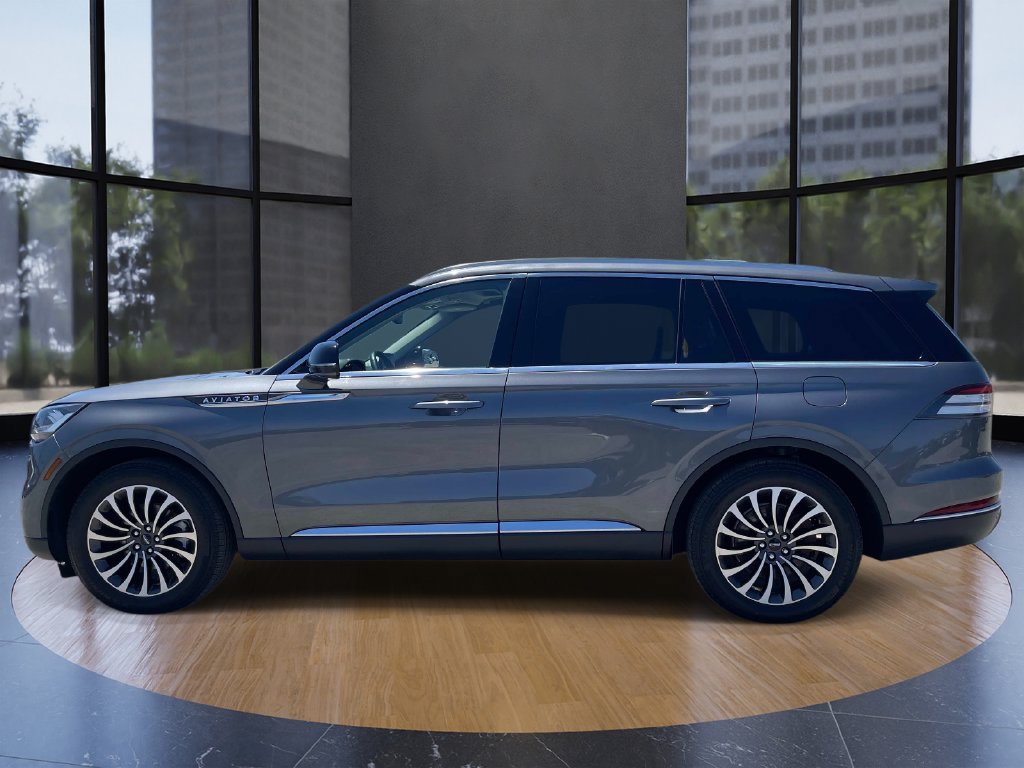 Certified 2023 Lincoln Aviator 2WD w/ Premium Package image 6