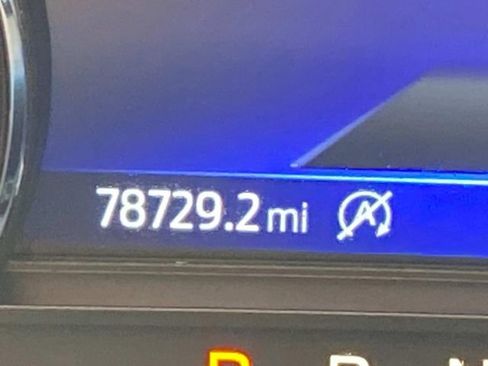 Used 2021 Ford Explorer XLT image 19