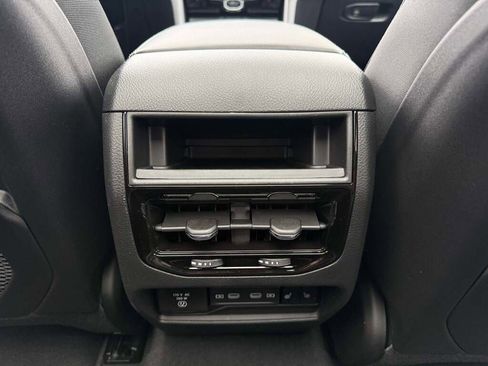 New 2026 Jeep Grand Cherokee Limited w/ Limited Altitude Package image 21