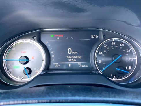 Used 2024 Toyota Venza XLE AWD/4WD image 25