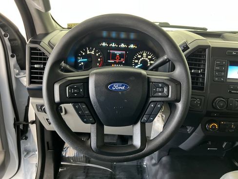 Used 2018 Ford F150 XL w/ Equipment Group 101A Mid AWD/4WD image 17