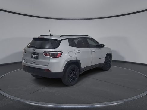 New 2026 Jeep Compass Latitude AWD/4WD image 14