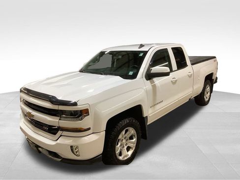 Used 2017 Chevrolet Silverado 1500 LT w/ All Star Edition image 8