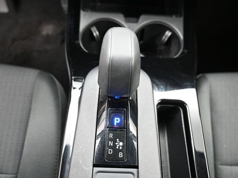 Certified 2024 Toyota Prius LE FWD image 22