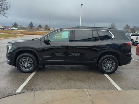 Certified 2025 GMC Acadia Elevation image 9