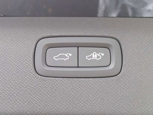 New 2026 Volvo XC90 B6 Ultra w/ Protection Package Premier AWD/4WD image 15