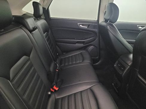 Used 2019 Ford Edge SEL w/ Equipment Group 201A AWD/4WD image 19
