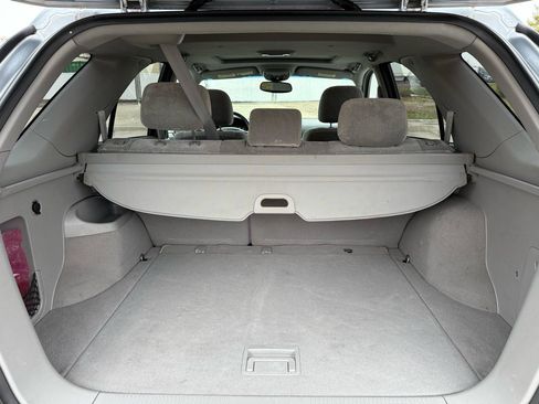 Used 2005 Kia Sorento EX image 18