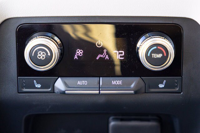 Used 2024 GMC Acadia Denali w/ Super Cruise Package AWD/4WD image 32