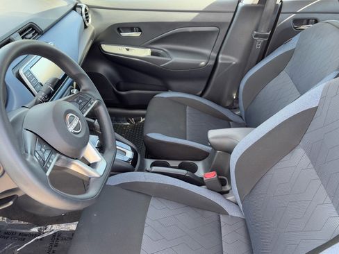 Certified 2025 Nissan Versa SV image 17