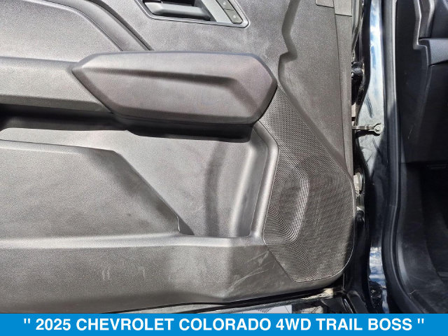 Used 2025 Chevrolet Colorado Trail Boss AWD/4WD image 14