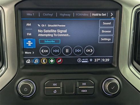 Used 2021 Chevrolet Silverado 1500 LT Trail Boss w/ LT Trail Boss Premium Package image 21