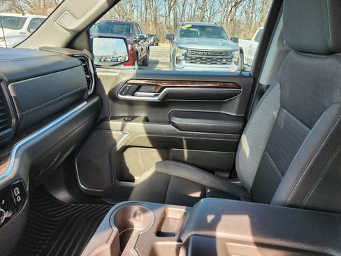 Used 2024 GMC Sierra 1500 Elevation image 15