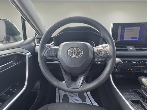 Used 2023 Toyota RAV4 XLE FWD image 11
