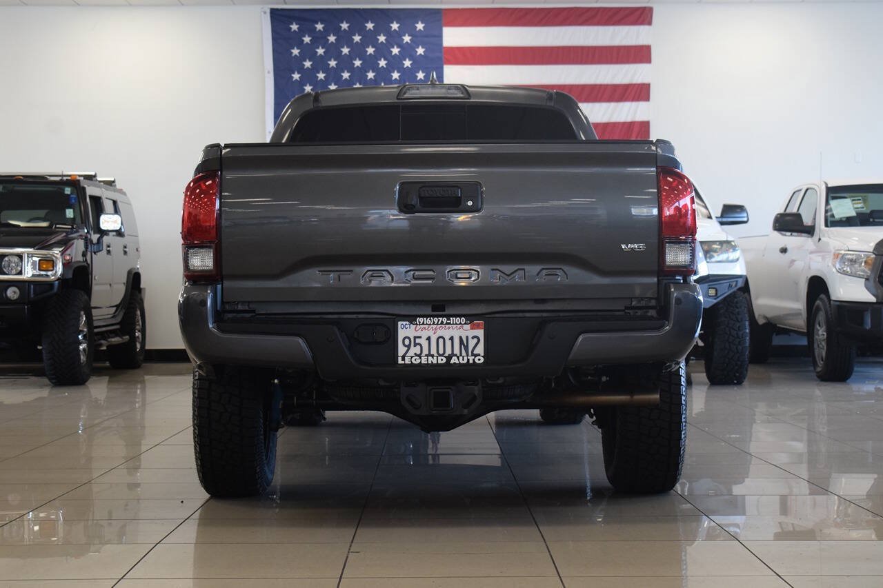 Used 2019 Toyota Tacoma TRD Sport w/ Technology Package AWD/4WD image 6