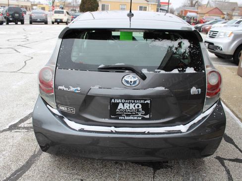 Used 2012 Toyota Prius C Four image 8