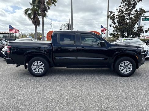 Certified 2024 Nissan Frontier SV w/ SV Convenience Package image 2