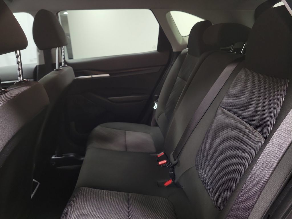 Used 2025 Kia Seltos LX AWD/4WD image 28