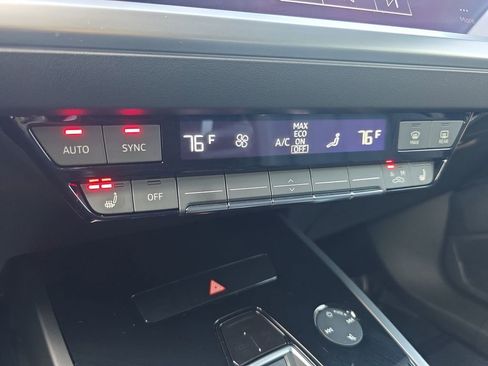 Used 2023 Audi Q4 e-tron Premium Plus image 32