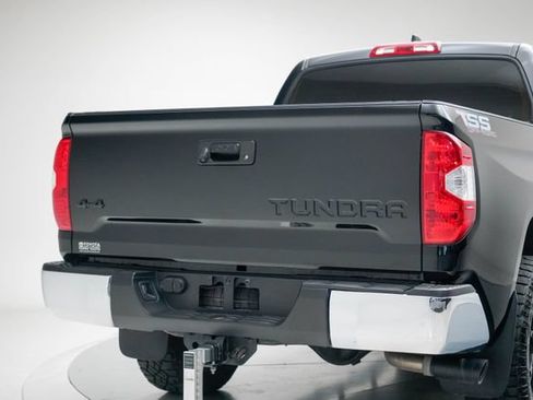 Used 2021 Toyota Tundra SR5 w/ SR5 Upgrade Package AWD/4WD image 13