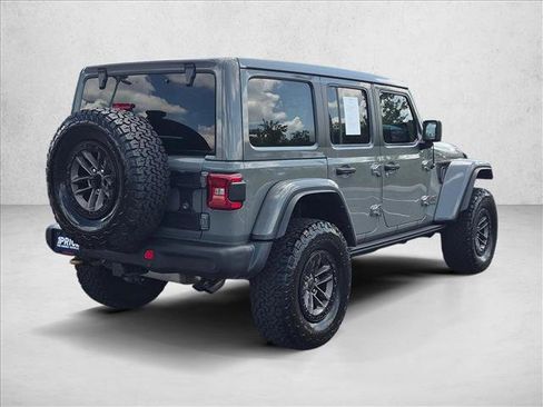 Used 2022 Jeep Wrangler Unlimited Rubicon w/ Trailer Tow Package AWD/4WD image 5