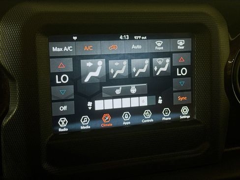 Used 2019 Jeep Wrangler Unlimited Sport w/ Technology Group AWD/4WD image 22