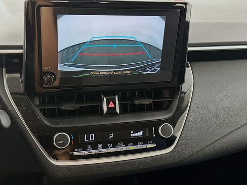 Used 2024 Toyota Corolla LE FWD image 22