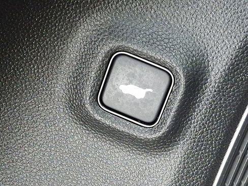 Certified 2023 Acura MDX A-Spec image 28