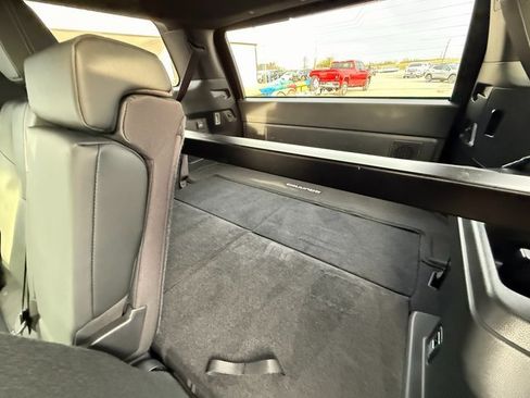 Used 2025 Toyota 4Runner 4WD image 16