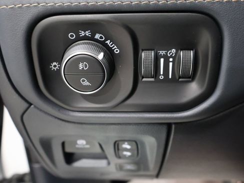 Used 2025 RAM 1500 Tungsten image 35