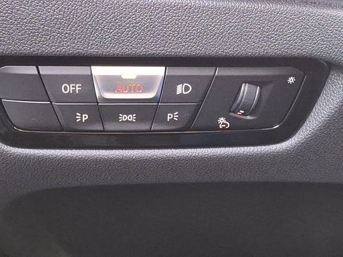 Certified 2023 BMW 330i xDrive Sedan w/ Driving Assistance Package image 27