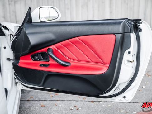 Used 2001 Honda S2000 image 69