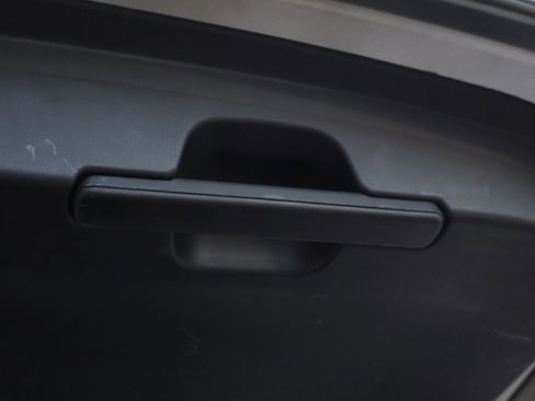 Used 2022 Subaru Ascent Limited w/ Technology Package image 22