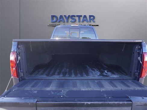 Used 2013 Ford F350 Lariat w/ Chrome Pkg image 32