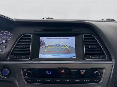 Used 2016 Hyundai Sonata Sport w/ Option Group 1V image 13