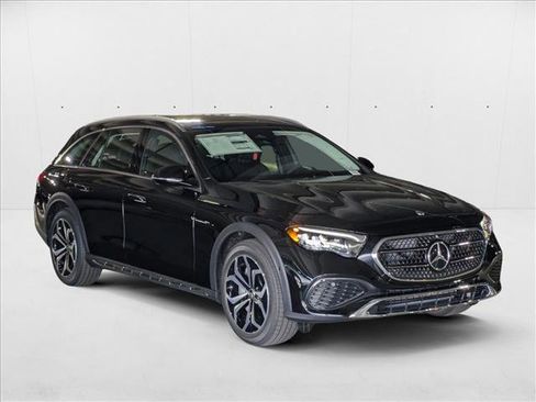 New 2025 Mercedes-Benz E 450 4MATIC All-Terrain Wagon image 7