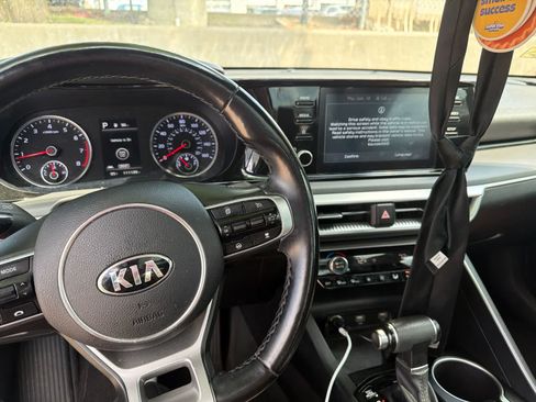 Used 2021 Kia K5 GT-Line AWD/4WD image 6