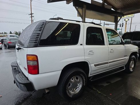 Used 2003 GMC Yukon SLT w/ 1SD Preferred Equipment Group AWD/4WD image 3