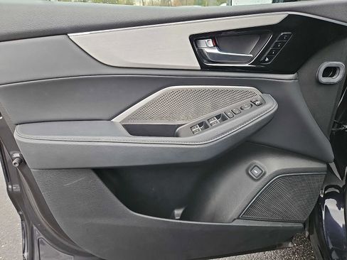 Certified 2023 Acura MDX SH-AWD w/ Technology Package image 17