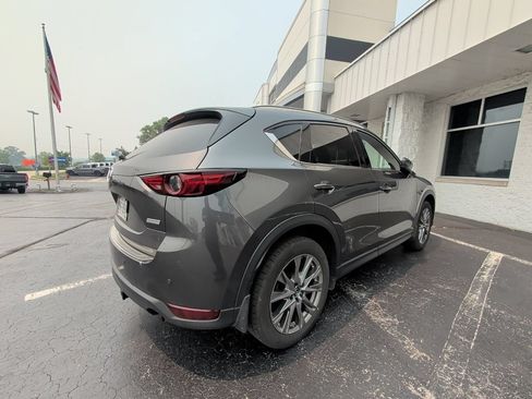 Used 2019 MAZDA CX-5 Signature AWD/4WD image 3