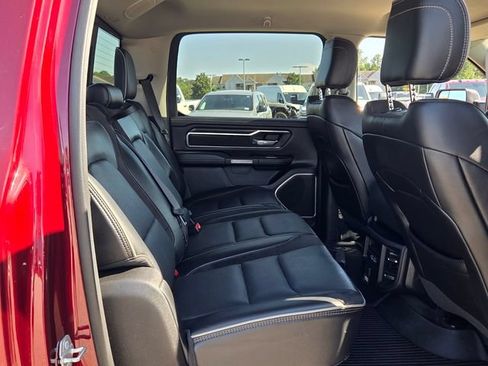 Used 2022 RAM 1500 Laramie AWD/4WD image 15