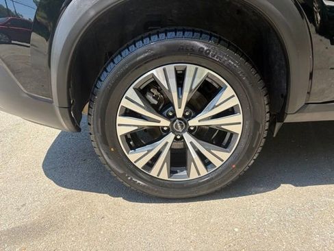 Used 2023 Nissan Rogue SV AWD/4WD image 39