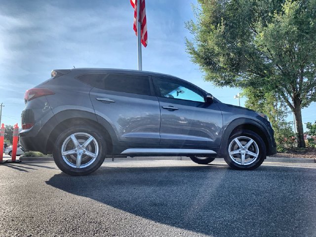 Used 2017 Hyundai Tucson Eco w/ Cargo Package AWD/4WD image 9
