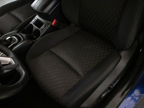 Used 2018 Nissan Rogue SV image 26