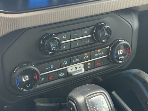 Used 2023 Ford Bronco Wildtrak AWD/4WD image 19