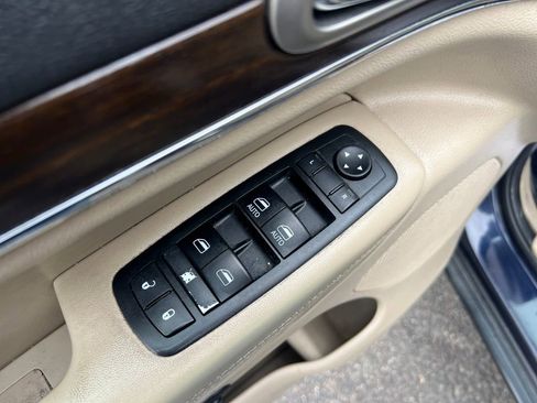 Used 2015 Jeep Grand Cherokee Limited image 15