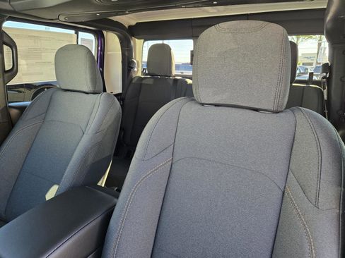 New 2026 Jeep Gladiator Sport image 25