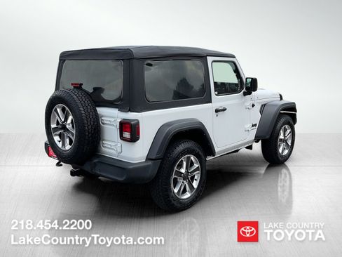 Used 2023 Jeep Wrangler Sport AWD/4WD image 5